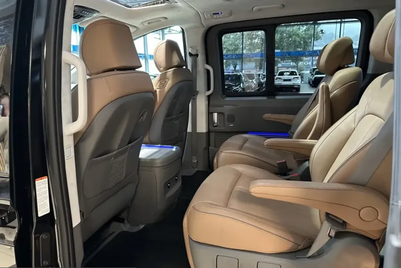 Hyundai Staria din 2022 cu 62.448 km - oferta HYU253469 - foto 5