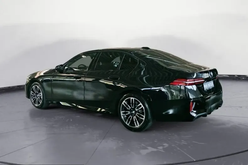 BMW 540 (Seria 5) din 2026 cu 14.674 km - oferta BMW253472 - foto 3