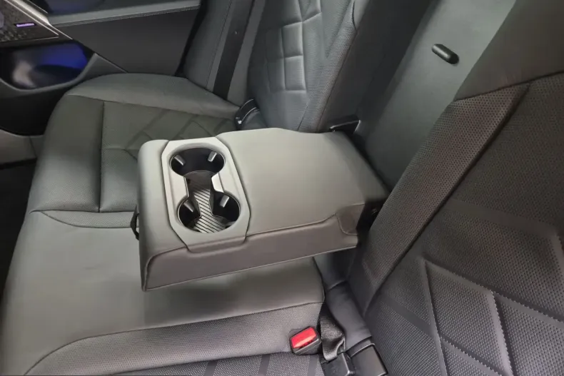 BMW 540 (Seria 5) din 2025 cu 29.800 km - oferta BMW253473 - foto 18