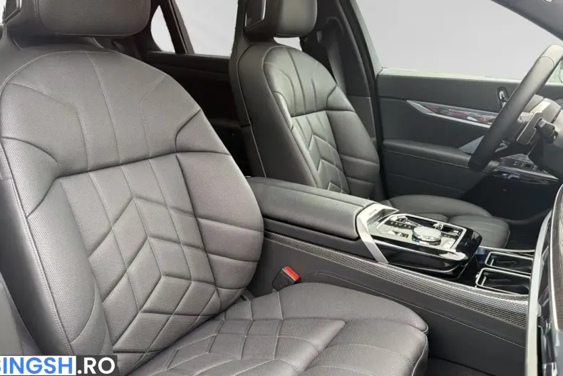 BMW 750 (Seria 7) din 2025 cu 10.700 km - oferta BMW253480 - foto 10