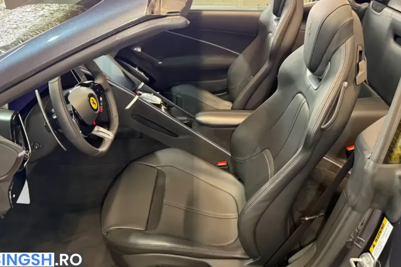 Ferrari Roma din 2024 cu 10.900 km - oferta FER253481 - foto 12