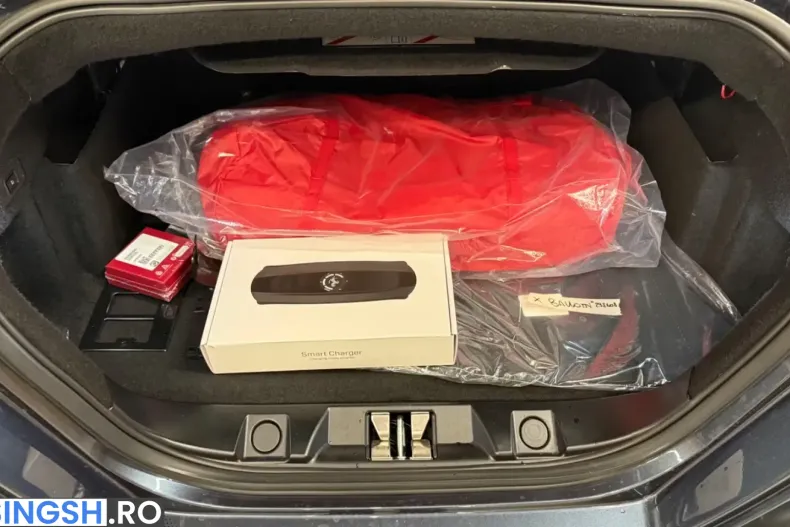 Ferrari Roma din 2024 cu 10.900 km - oferta FER253481 - foto 21