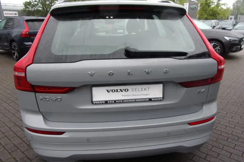 Volvo XC60 din 2024 cu 56.600 km - oferta VOL253484 - foto 6