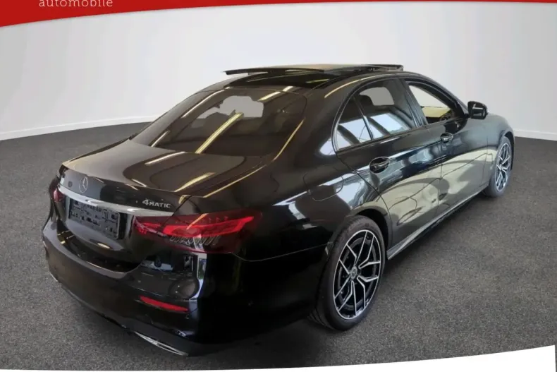 Mercedes-Benz E 300 (Clasa E) din 2022 cu 111.000 km - oferta MER253486 - foto 3