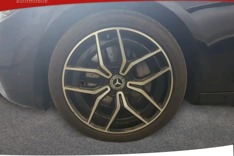 Mercedes-Benz E 300 (Clasa E) din 2022 cu 111.000 km - oferta MER253486 - foto 12