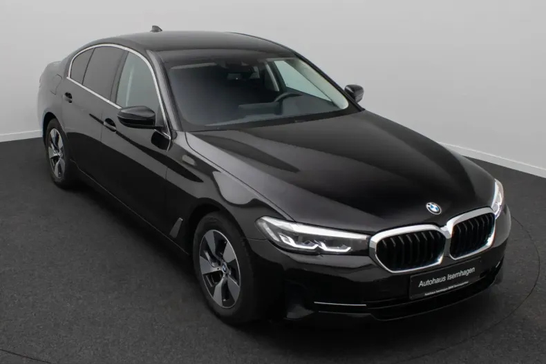 BMW 520 (Seria 5) din 2023 cu 60.466 km - oferta BMW253487 - foto 1