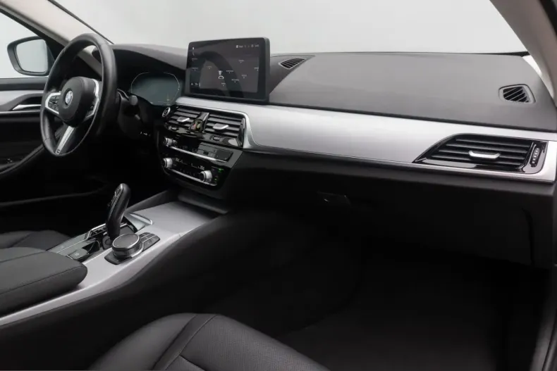 BMW 520 (Seria 5) din 2023 cu 60.466 km - oferta BMW253487 - foto 5