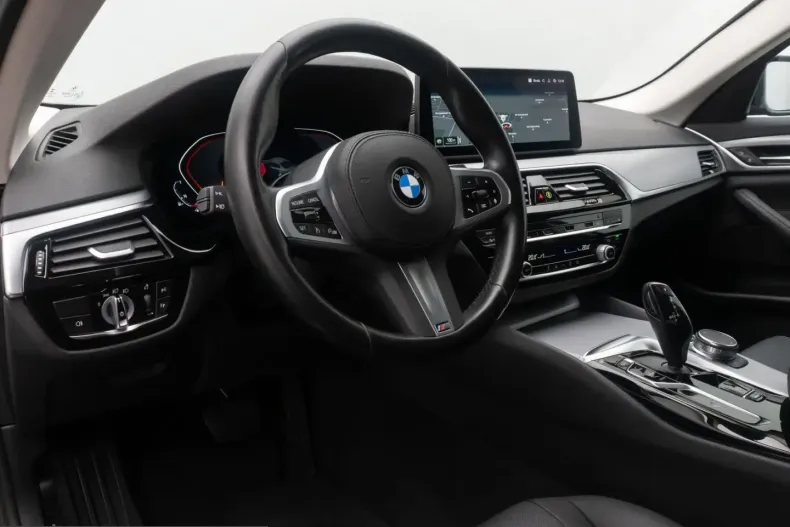 BMW 520 (Seria 5) din 2023 cu 60.466 km - oferta BMW253487 - foto 17