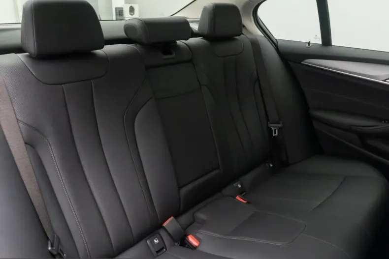 BMW 520 (Seria 5) din 2023 cu 60.466 km - oferta BMW253487 - foto 24