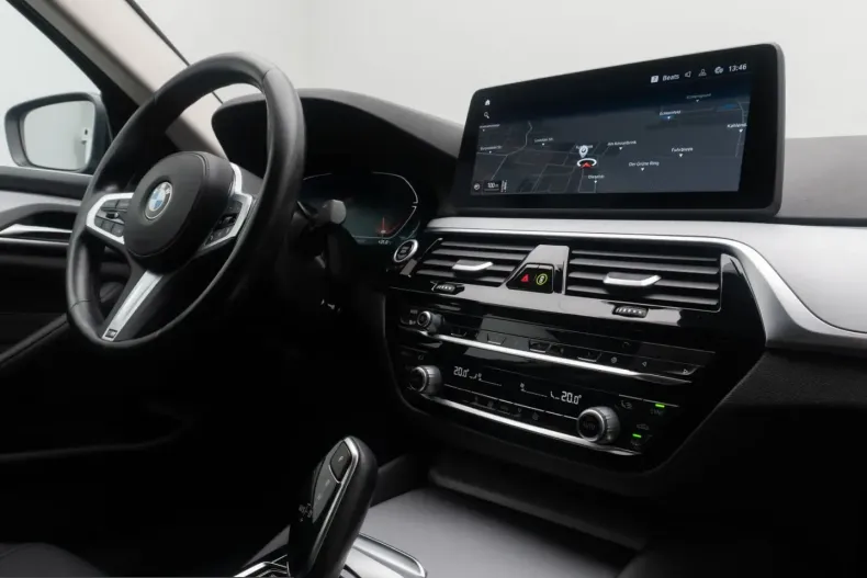 BMW 520 (Seria 5) din 2023 cu 60.466 km - oferta BMW253487 - foto 31