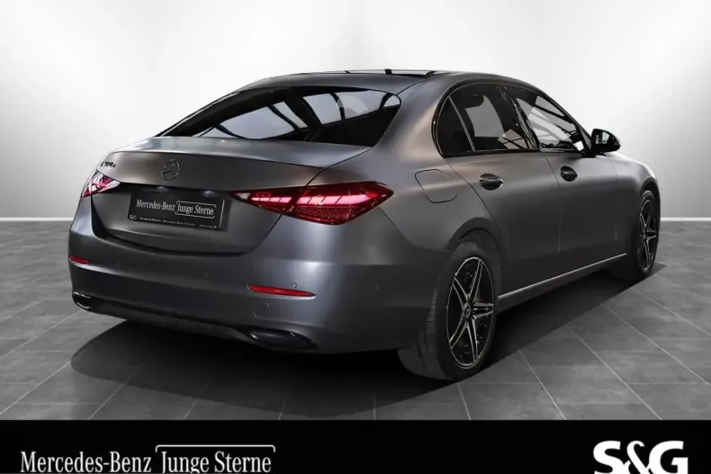 Mercedes-Benz C 300 (Clasa C) din 2022 cu 53.840 km - oferta MER253494 - foto 2