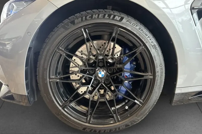 BMW M4 (Seria 4) din 2023 cu 16.659 km - oferta BMW253496 - foto 13