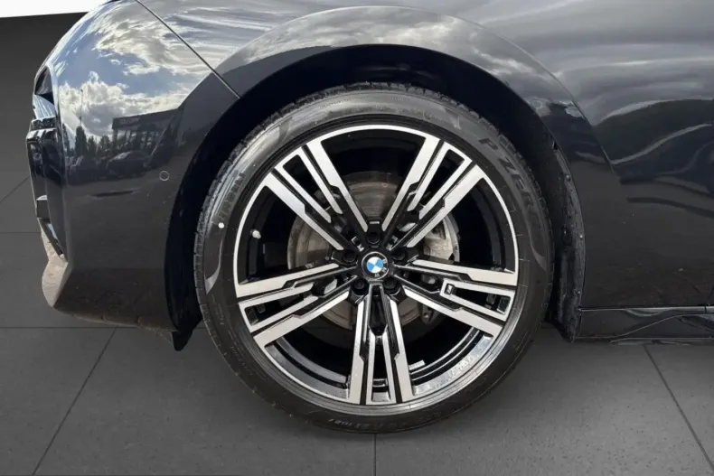 BMW 740 (Seria 7) din 2025 cu 26.385 km - oferta BMW253504 - foto 13