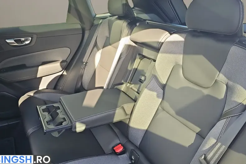 Volvo XC60 din 2024 cu 40.050 km - oferta VOL253505 - foto 13