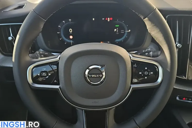 Volvo XC60 din 2024 cu 40.050 km - oferta VOL253505 - foto 16