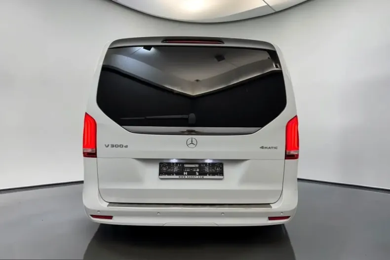 Mercedes-Benz V 300 (Clasa V) din 2023 cu 57.900 km - oferta MER253519 - foto 6