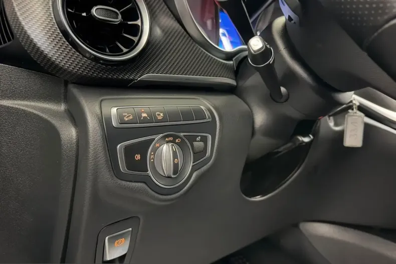 Mercedes-Benz V 300 (Clasa V) din 2023 cu 57.900 km - oferta MER253519 - foto 11