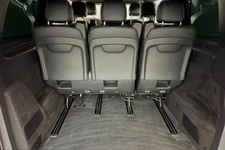 Mercedes-Benz V 300 (Clasa V) din 2023 cu 57.900 km - oferta MER253519 - foto 20