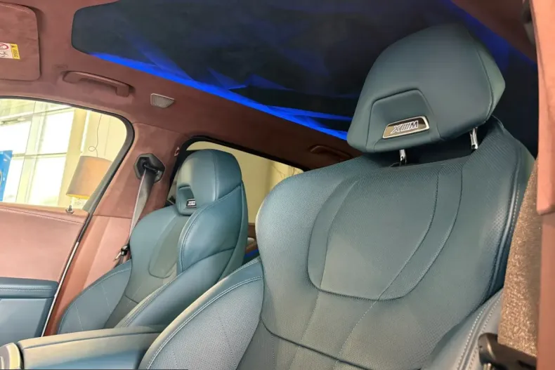 BMW XM (Seria X) din 2025 cu 16.637 km - oferta BMW253520 - foto 18