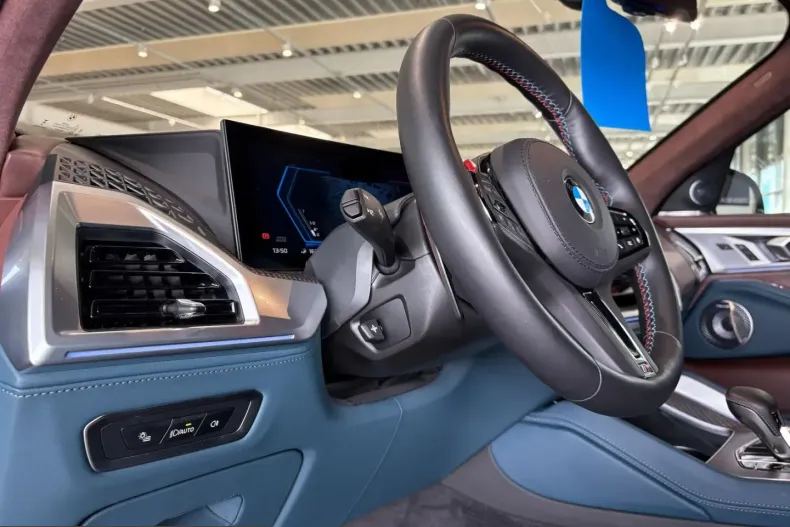 BMW XM (Seria X) din 2025 cu 16.637 km - oferta BMW253520 - foto 20