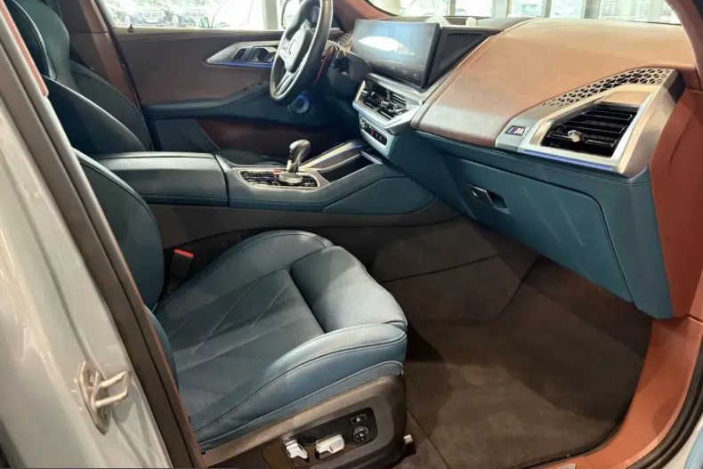 BMW XM (Seria X) din 2025 cu 16.637 km - oferta BMW253520 - foto 28
