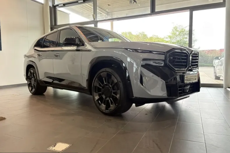 BMW XM (Seria X) din 2025 cu 16.637 km - oferta BMW253520 - foto 29