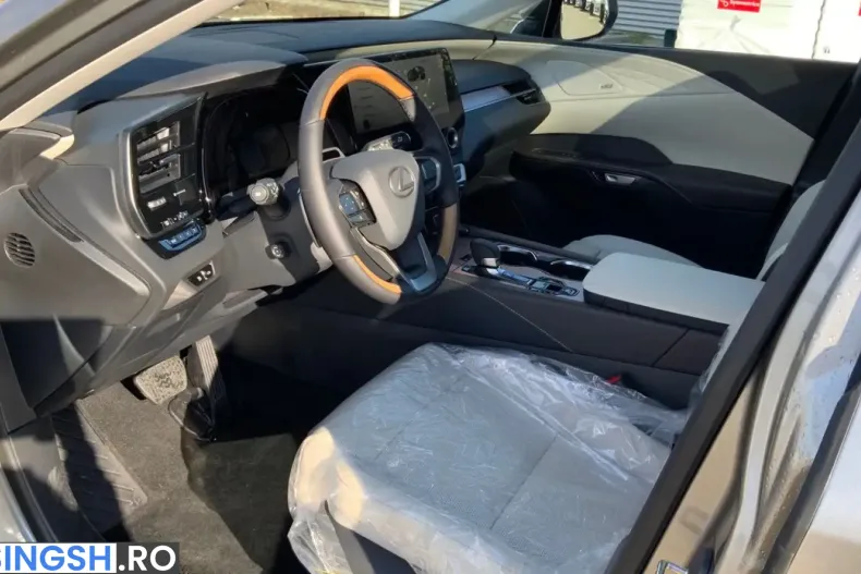 Lexus RX 350 din 2026 cu 6 km - oferta LEX253523 - foto 21