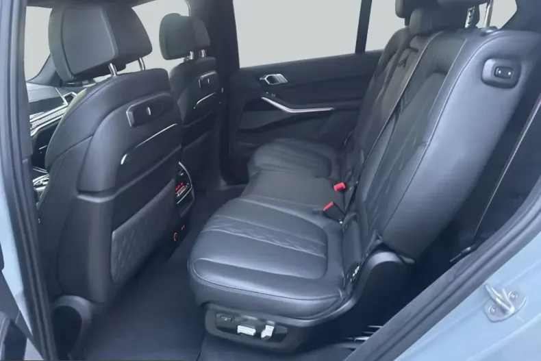 BMW X7 (Seria X) din 2023 cu 59.799 km - oferta BMW253525 - foto 12