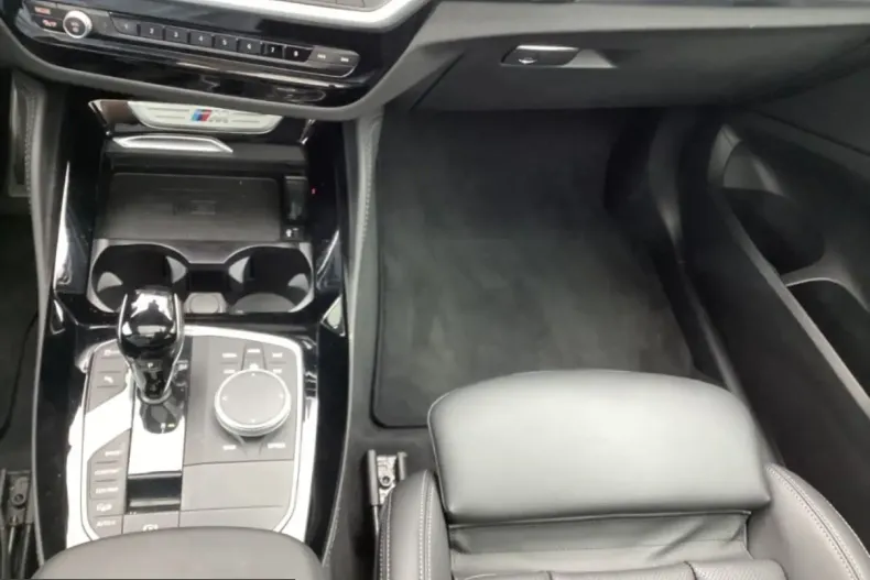 BMW X4 (Seria X) din 2023 cu 26.466 km - oferta BMW253533 - foto 11