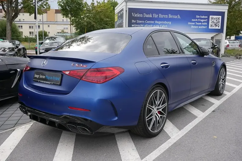 Mercedes-Benz C 63 AMG (Clasa C) din 2023 cu 24.782 km - oferta MER253534 - foto 3