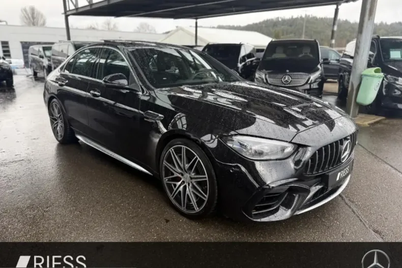 Mercedes-Benz C 63 AMG (Clasa C) din 2024 cu 33.952 km - oferta MER253535 - foto 1