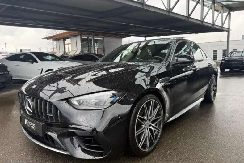 Mercedes-Benz C 63 AMG (Clasa C) din 2024 cu 33.952 km - oferta MER253535 - foto 2