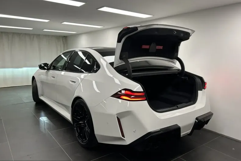 BMW M5 (Seria 5) din 2025 cu 20.000 km - oferta BMW253551 - foto 15