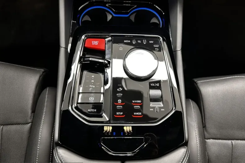 BMW M5 (Seria 5) din 2025 cu 20.000 km - oferta BMW253551 - foto 28