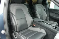Volvo XC60 din 2025 cu 27.496 km - oferta VOL253561 - foto 8