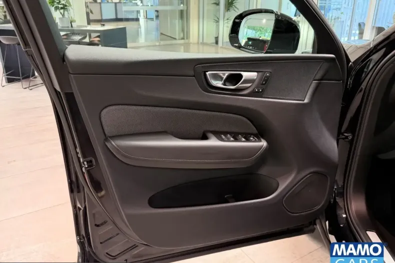 Volvo XC60 din 2025 cu 12.868 km - oferta VOL253562 - foto 28