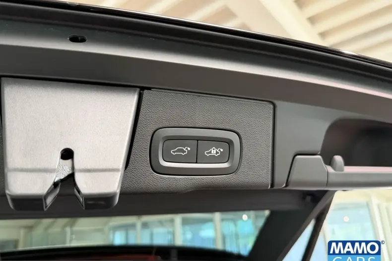Volvo XC60 din 2025 cu 12.868 km - oferta VOL253562 - foto 38