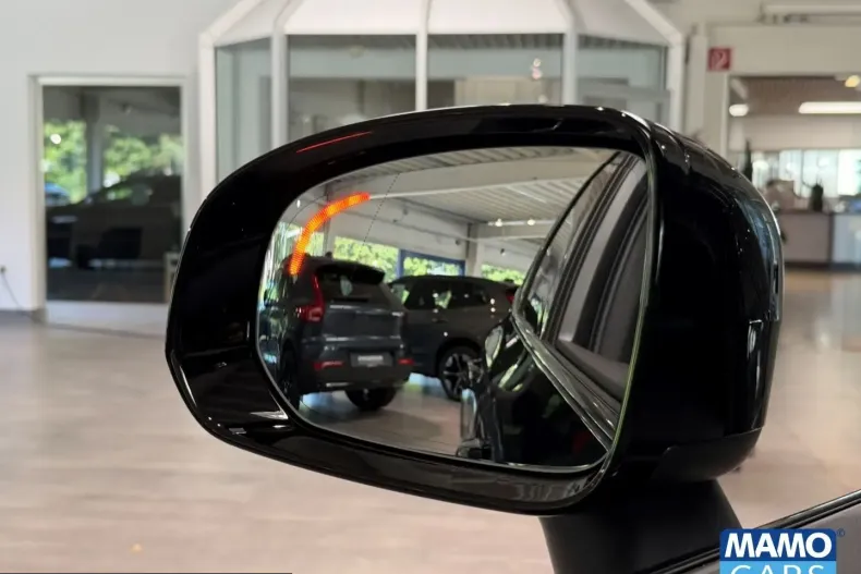 Volvo XC60 din 2025 cu 12.868 km - oferta VOL253562 - foto 46
