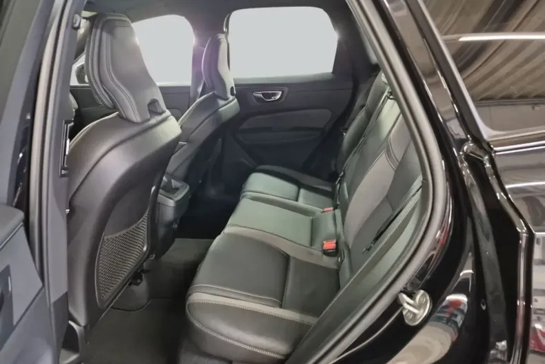 Volvo XC60 din 2025 cu 25.839 km - oferta VOL253565 - foto 10