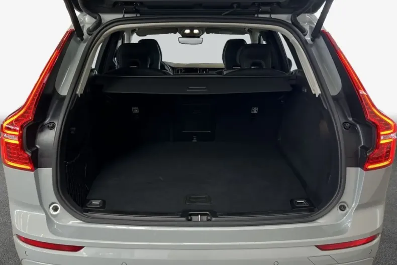 Volvo XC60 din 2025 cu 12.269 km - oferta VOL253566 - foto 7