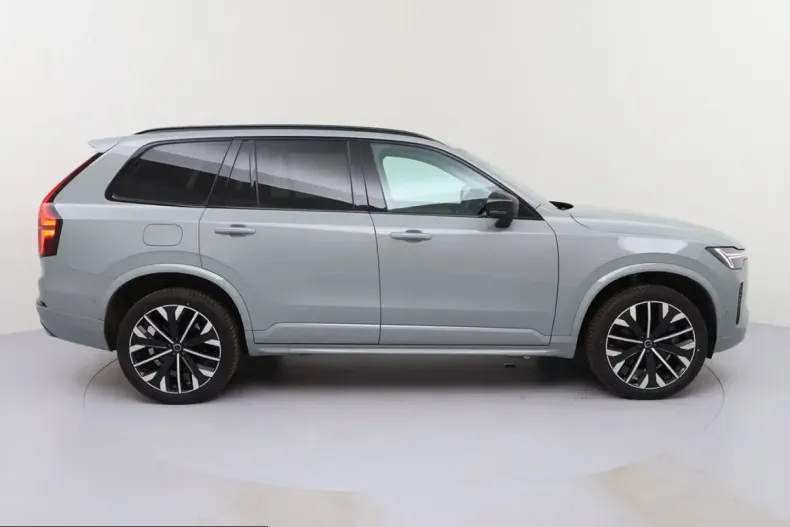 Volvo XC90 din 2025 cu 21.807 km - oferta VOL253568 - foto 3