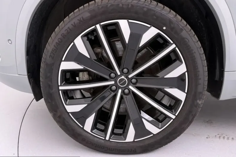Volvo XC90 din 2025 cu 21.807 km - oferta VOL253568 - foto 9