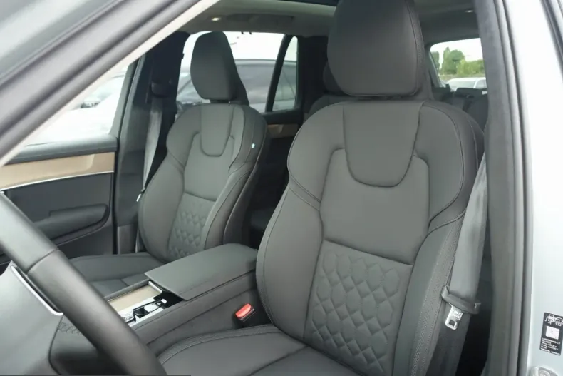 Volvo XC90 din 2025 cu 22.341 km - oferta VOL253569 - foto 11