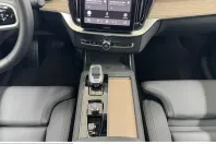Volvo XC90 din 2025 cu 21.965 km - oferta VOL253570 - foto 9