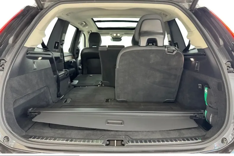 Volvo XC90 din 2025 cu 21.965 km - oferta VOL253570 - foto 13