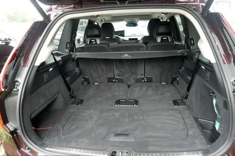 Volvo XC90 din 2025 cu 21.475 km - oferta VOL253571 - foto 12