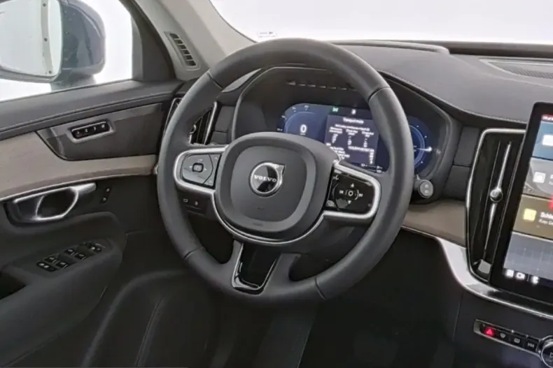 Volvo XC90 din 2025 cu 19.267 km - oferta VOL253572 - foto 14