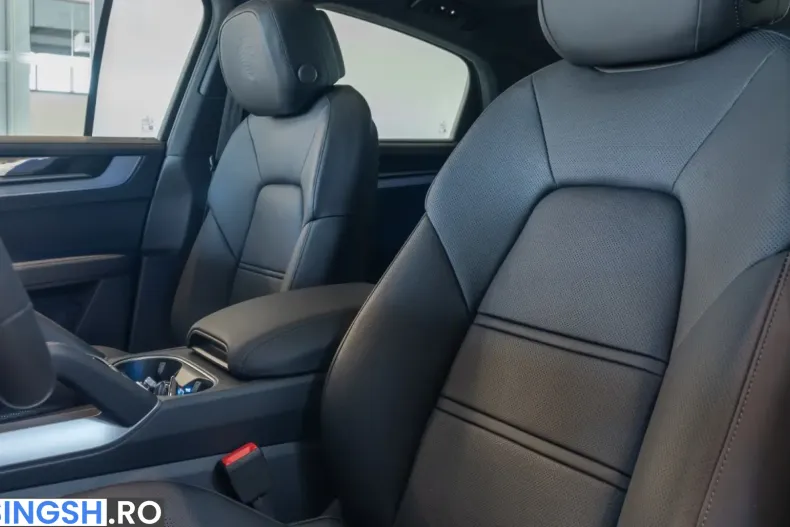 Porsche Cayenne din 2026 cu 9.900 km - oferta POR253579 - foto 8