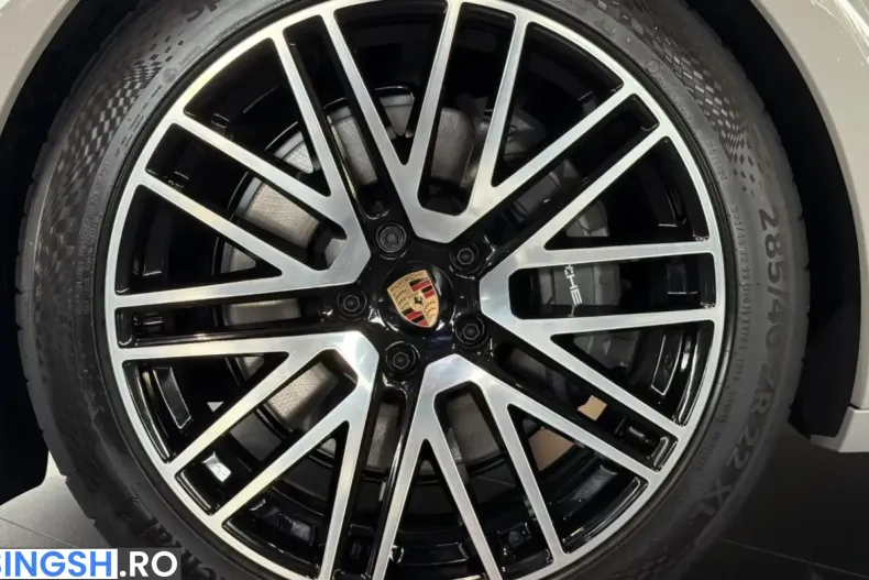 Porsche Cayenne din 2026 cu 13.900 km - oferta POR253581 - foto 6