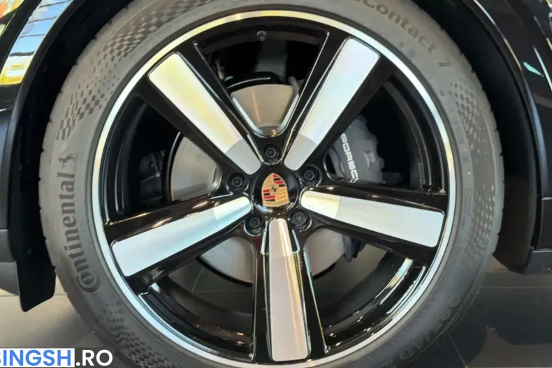 Porsche Cayenne din 2026 cu 9.900 km - oferta POR253582 - foto 6